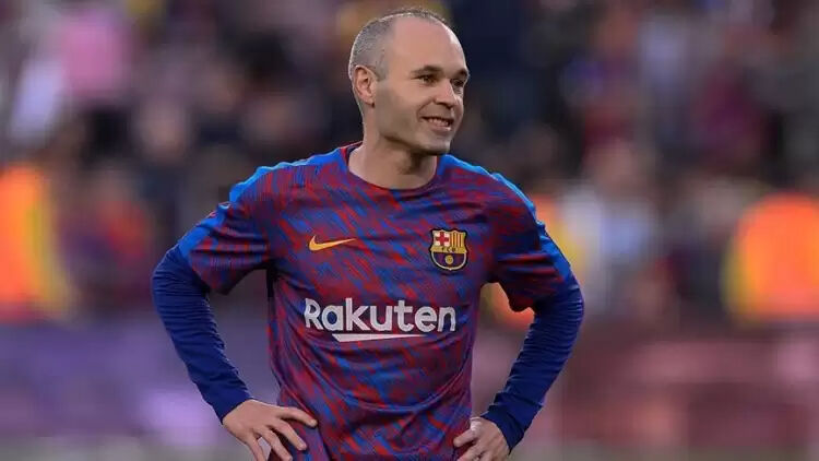 Anreas Iniesta futbolu bırakıp bırakmadığını açıkladı  - 3. Resim