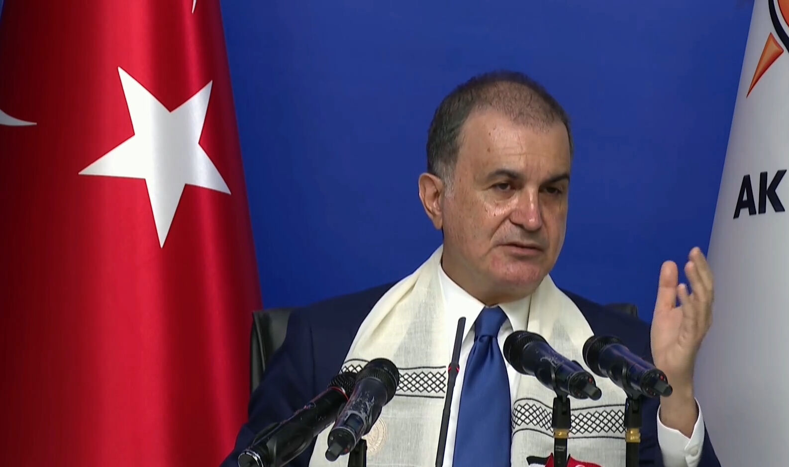 Cumhurbaşkanı Erdoğan kadına yönelik şiddete karşı talimat verdi: Cezasızlık algısına müsaade etmeyeceğiz Cumhurbaşkanı Erdoğan kadına yönelik şiddete karşı talimat verdi: Cezasızlık algısına müsaade etmeyeceğiz - 3. Resim