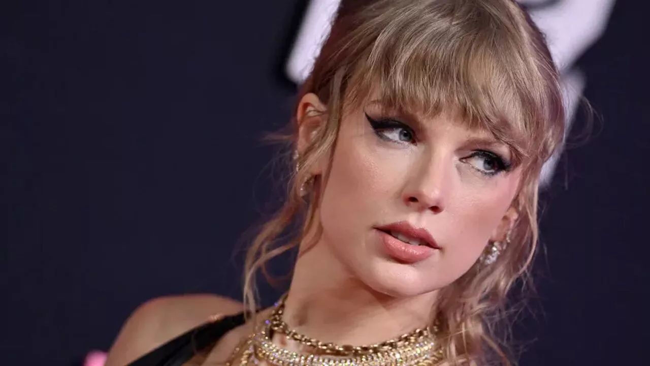 Dünyaca ünlü şarkıcı Taylor Swift'in serveti dudak uçuklattı! - 1. Resim