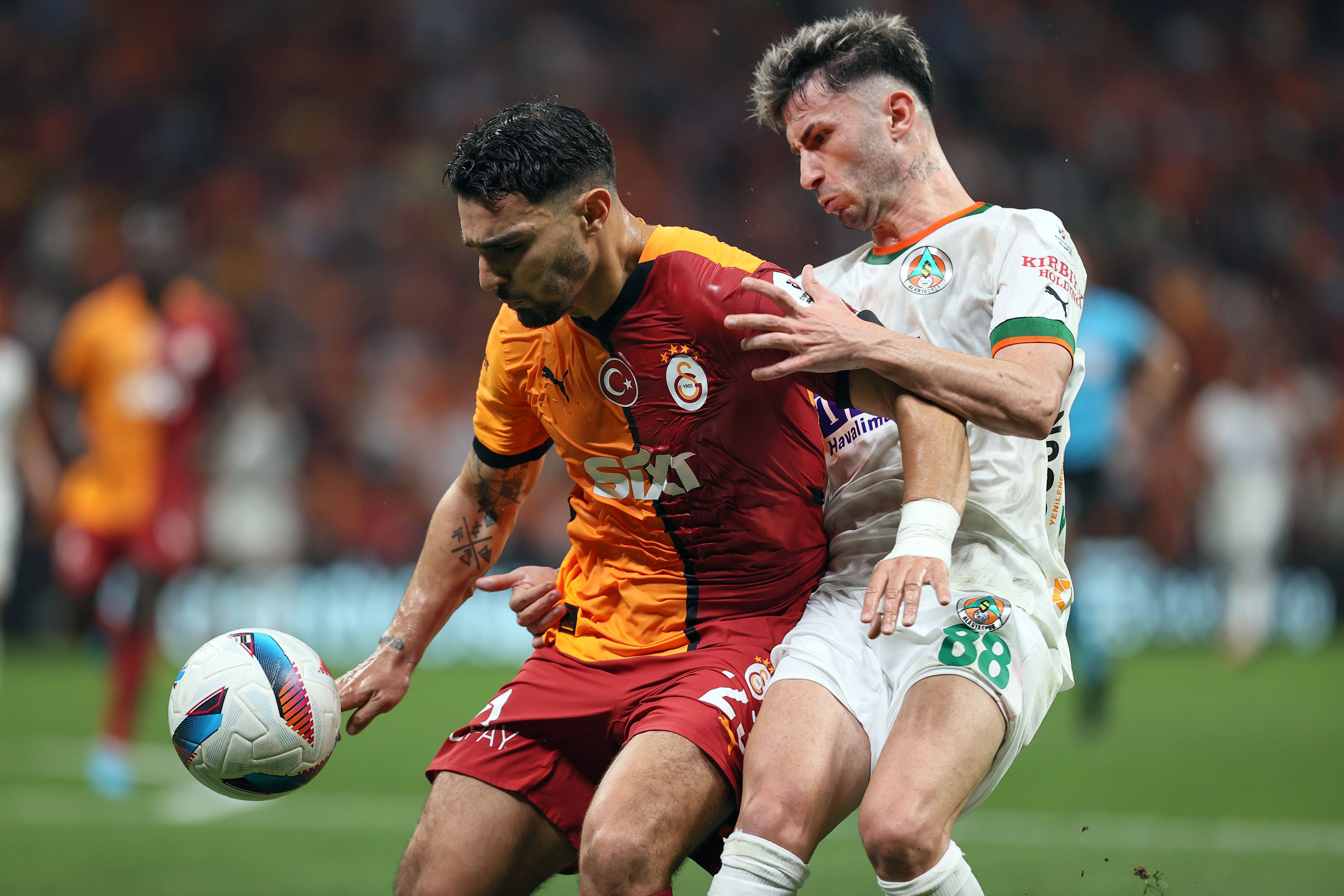 Galatasaray-Alanyaspor maçı sonrası Okan Buruk'a flaş sözler!  Galatasaray-Alanyaspor maçı sonrası Okan Buruk'a flaş sözler!