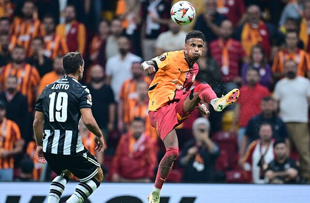 Galatasaray'ın yıldızı Ismail Jakobs ameliyat mı olacak? Senegal'den flaş açıklama - 1. Resim