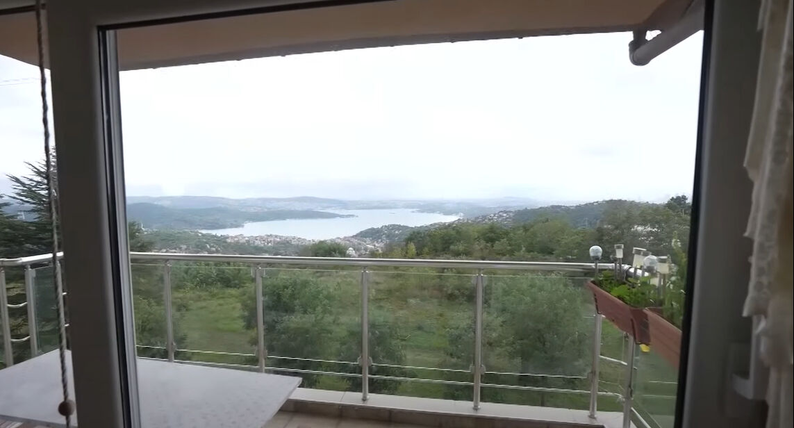 Popstar Aydan'ın hem değişimi hem de orman manzaralı evi gündem oldu! - 3. Resim