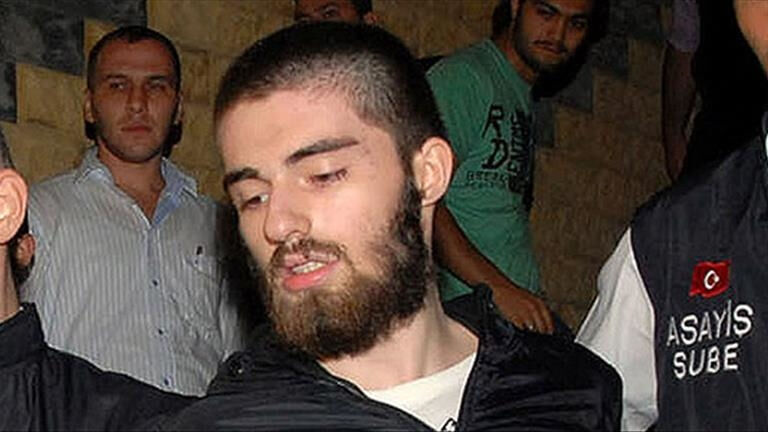 Cem Garipoğlu 2014 yılında öldü Cem Garipoğlu 2014 yılında öldü - 2. Resim