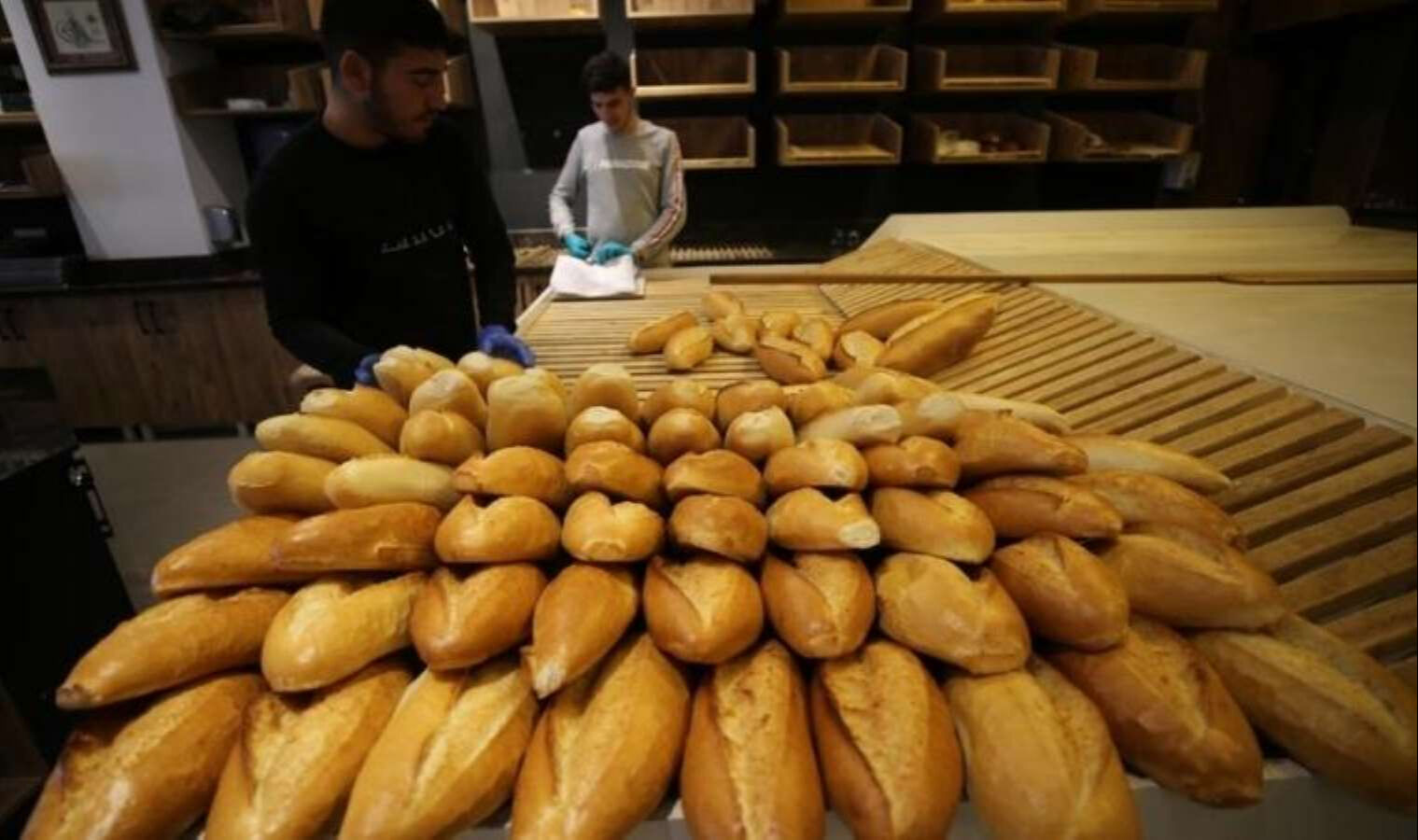 Fahiş zammı tetikleyen asıl faktör ne? İTO Başkanı Avdagiç gazetemize açıkladı Fahiş zammı tetikleyen asıl faktör ne? İTO Başkanı Avdagiç gazetemize açıkladı - 2. Resim