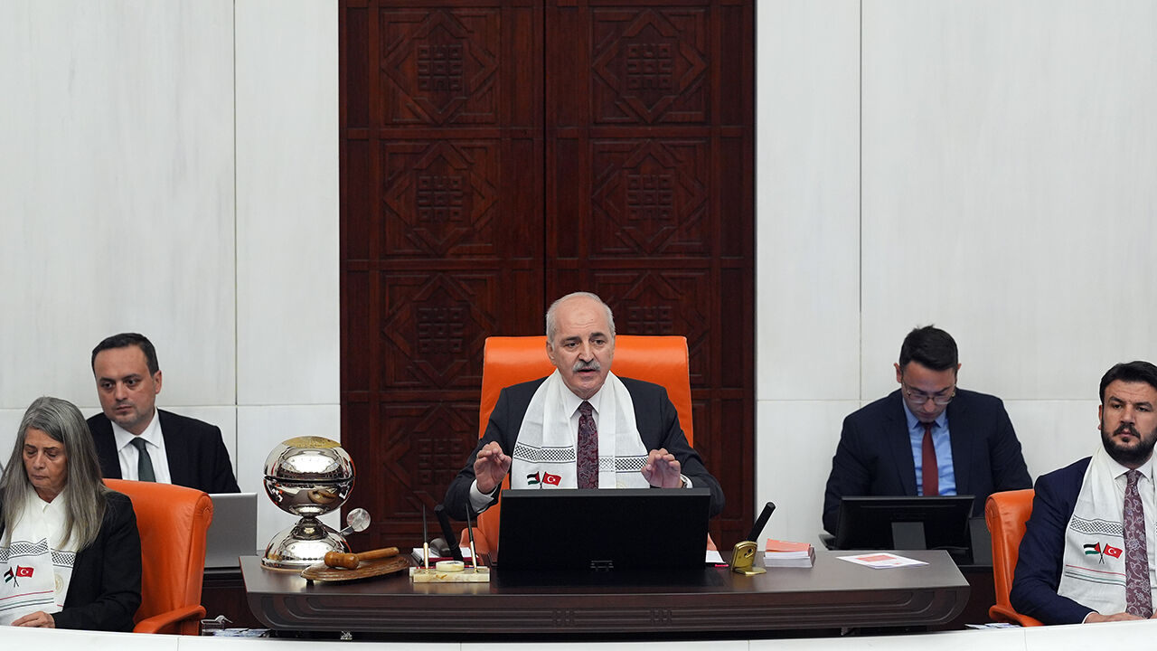 Meclis'te üst düzey güvenlik önlemleri! Tüm kapılar tek tek kilitlendi - 1. Resim