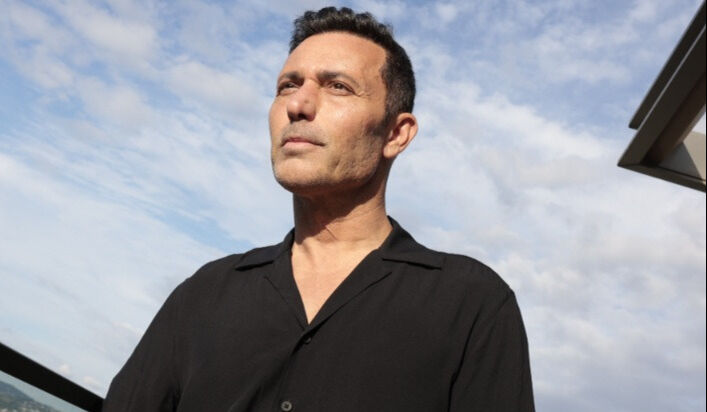 Mustafa Sandal, Özgür Özel'in o pozunu görünce sinirlendi! Yaptığı paylaşımla tepki gösterdi Mustafa Sandal, Özgür Özel'in o pozunu görünce sinirlendi! Yaptığı paylaşımla tepki gösterdi - 1. Resim