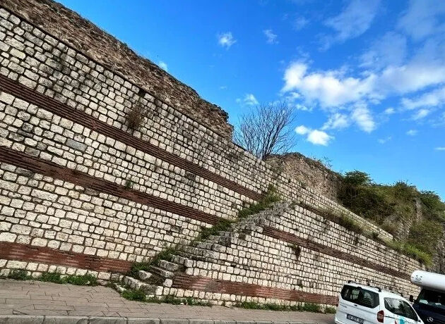 Semih Çelik'in İkbal Uzuner'i öldürdüğü Edirnekapı surlarında geniş güvenlik önlemi alındı - 2. Resim
