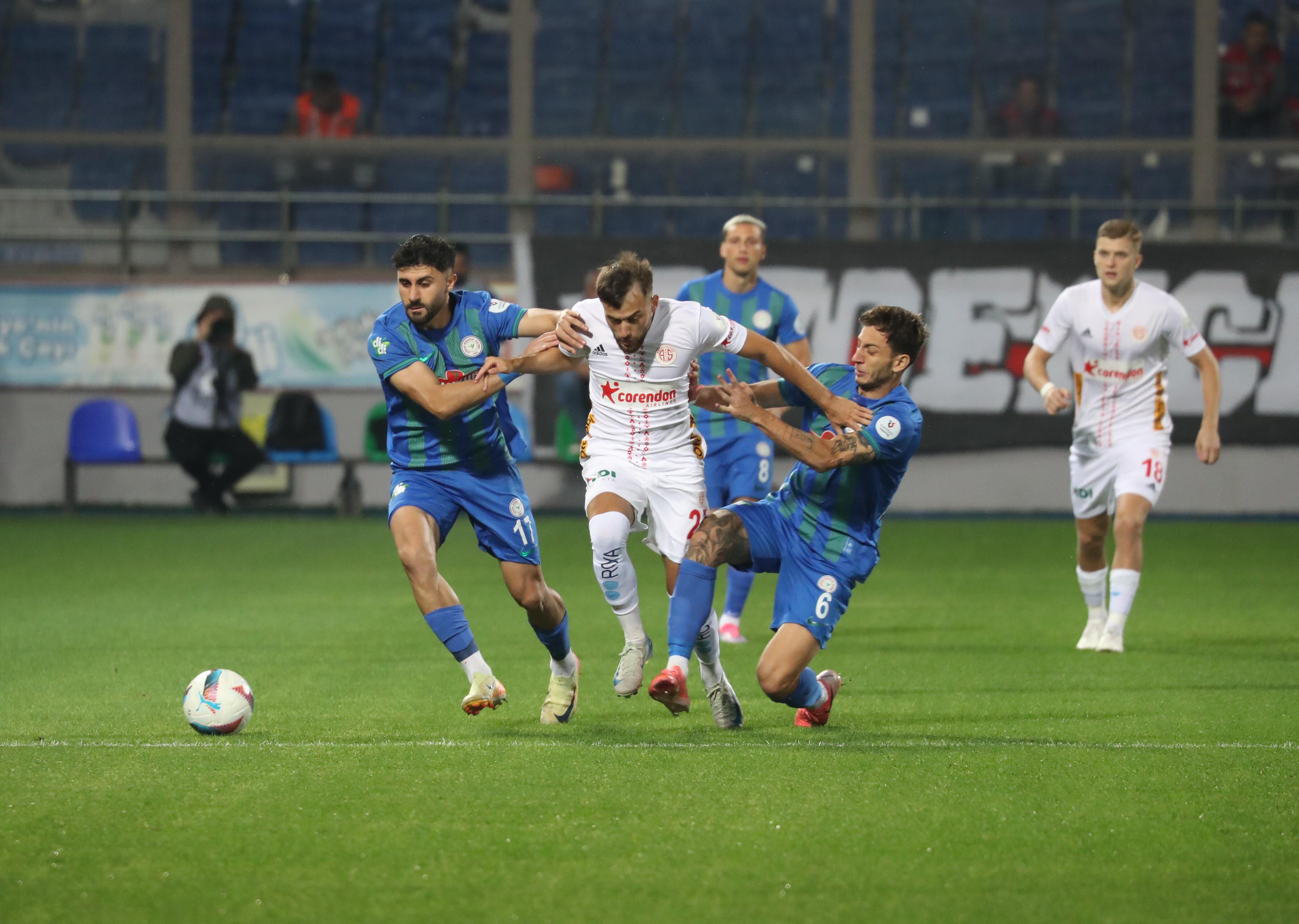 Trendyol Süper Lig'de 8 takım PFDK'ya sevk edildi - 1. Resim