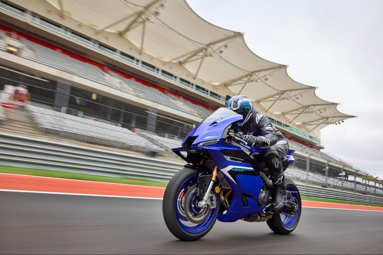 Yamaha R9, supersport dünyasına iddialı giriş yaptı! - 3. Resim