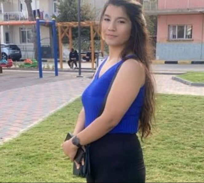 Cumhurbaşkanı Erdoğan, Pelin Karaca'nın ailesiyle görüştü! Acılı anne: En büyük hayali sizinle görüşmekti Cumhurbaşkanı Erdoğan, Pelin Karaca'nın ailesiyle görüştü! Acılı anne: En büyük hayali sizinle görüşmekti - 2. Resim