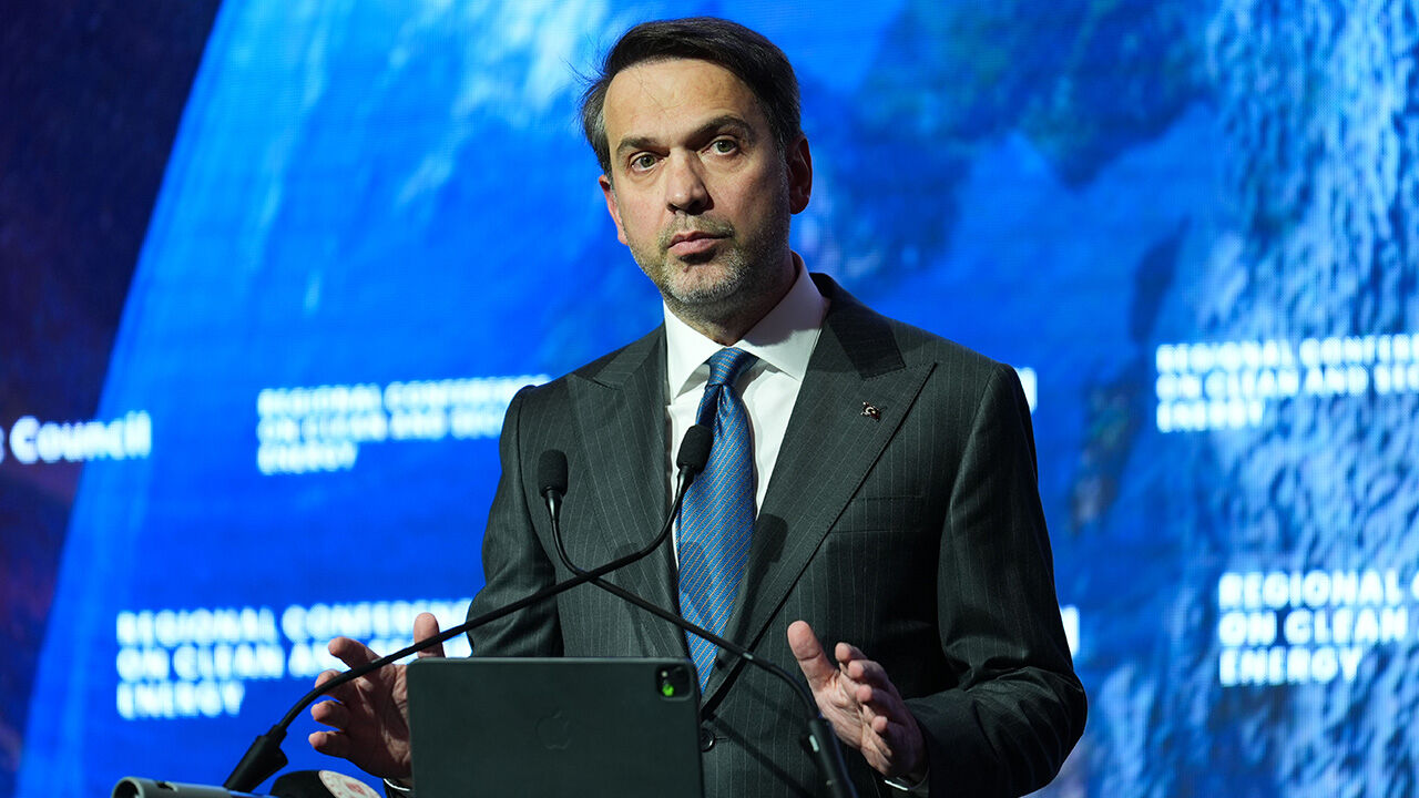 İstanbul'da Atlantik Konseyi zirvesi! Bakan Bayraktar'dan 