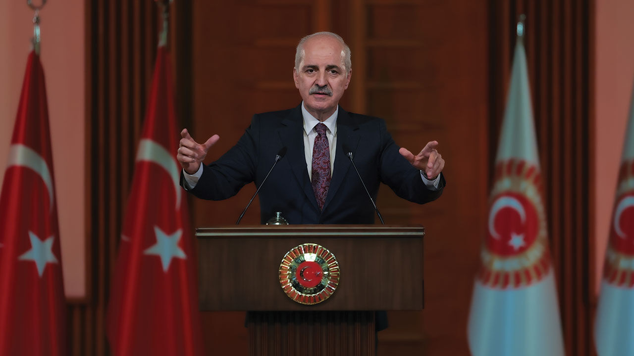 Numan Kurtulmuş'tan yeni Anayasa'da değişiklik mesajı! 'Devletin, ülkesi ve milletiyle bölünmez bütünlüğü' ibaresi hakkında açıklama - 2. Resim