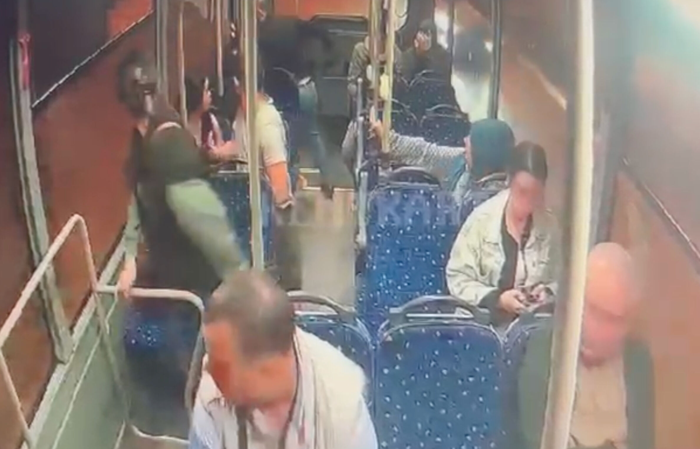 Otobüste hunharca katledildi! Korkunç cinayetin sebebi ortaya çıktı - 1. Resim