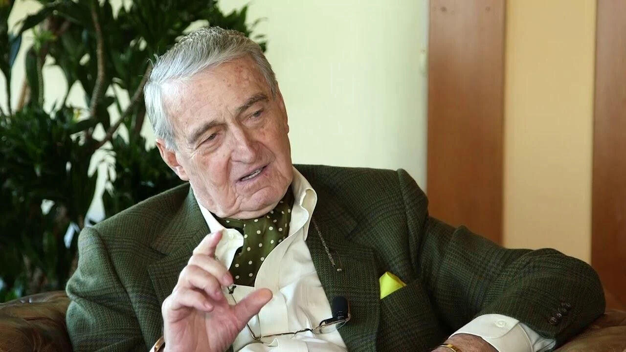 Rahmi Koç'un cevapları olay oldu!  Rahmi Koç gelinin kanalına konuk oldu, sorulan sorulara verdiği cevaplar olay oldu - 7. Resim