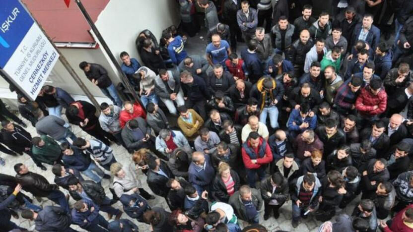 TÜİK rakamları açıkladı! Türkiye'deki işsiz sayısında on binlerce kişi azaldı TÜİK rakamları açıkladı! Türkiye'deki işsiz sayısında binlerce kişi azaldı - 1. Resim