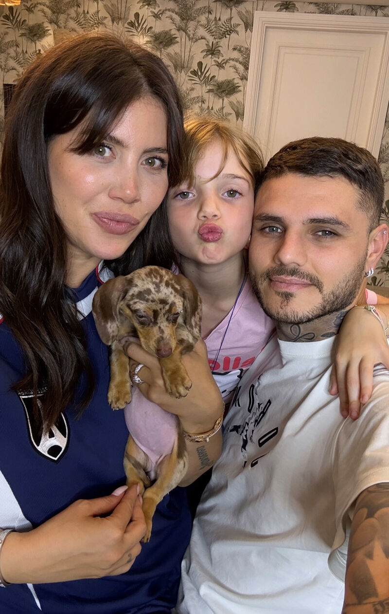 Yeniden barışan Icardi ile Wanda Nara’dan aile fotoğrafı geldi! - 3. Resim