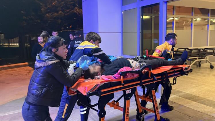 Abisini boğazını keserek öldürdü! Başına gelenler kan dondurdu: Bana annemin iç çamaşırlarını giydirip... - 4. Resim