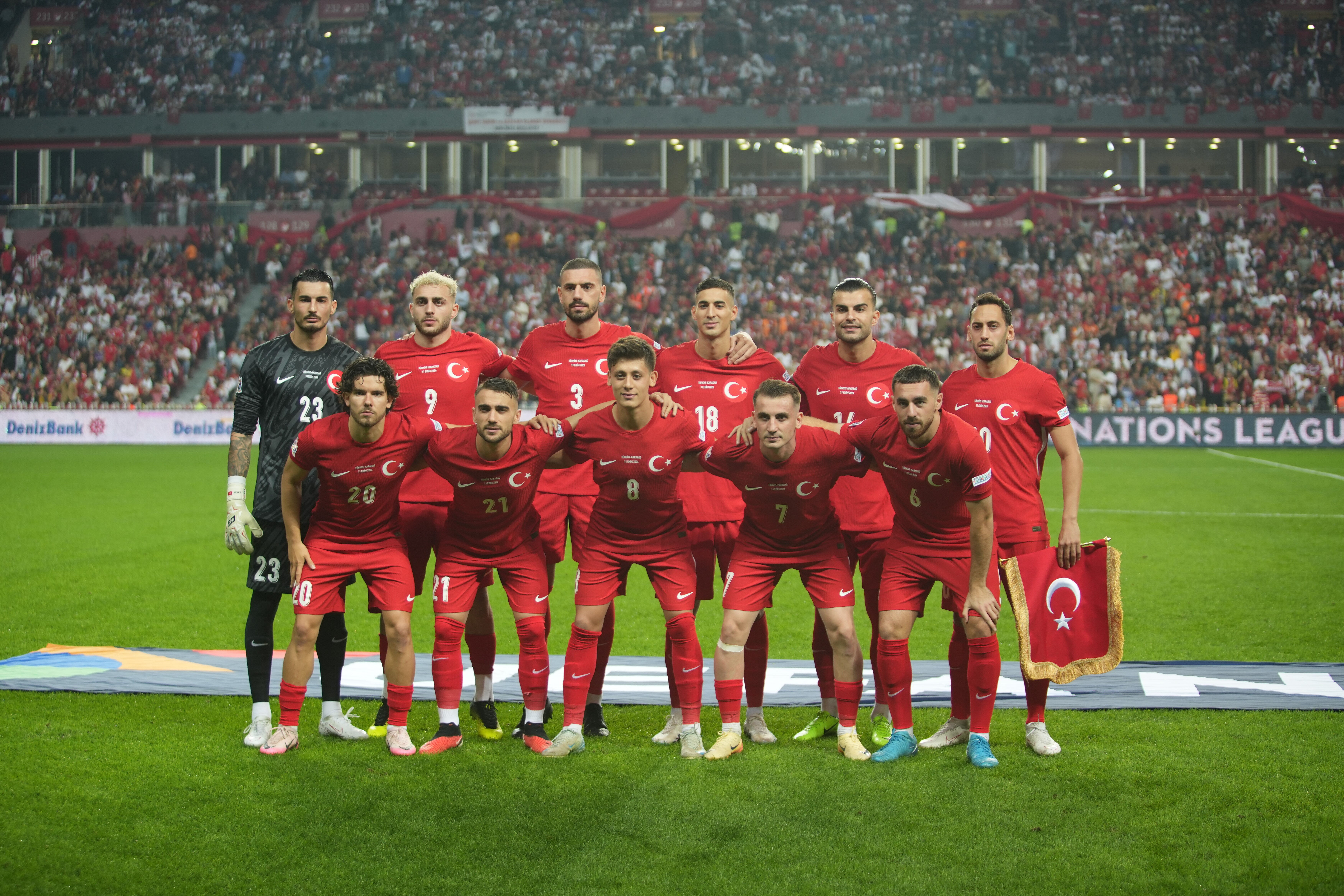 CANLI | A Milli Takım Karadağ'ı ağırlıyor! Merih gole yaklaştı - 2. Resim