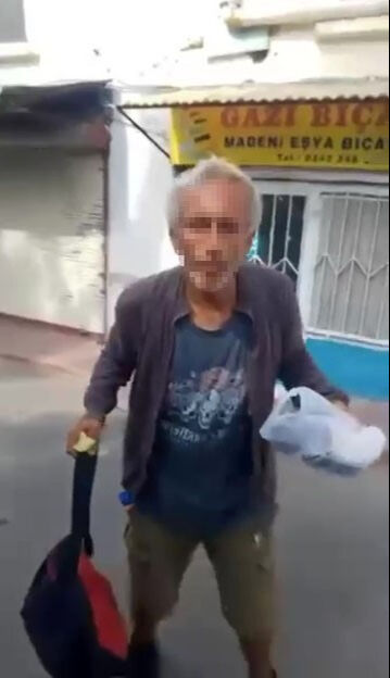 İlkokul öğrencilerinin gözü önünde hayasızca hareketler! Emniyetten anında müdahale geldi - 2. Resim