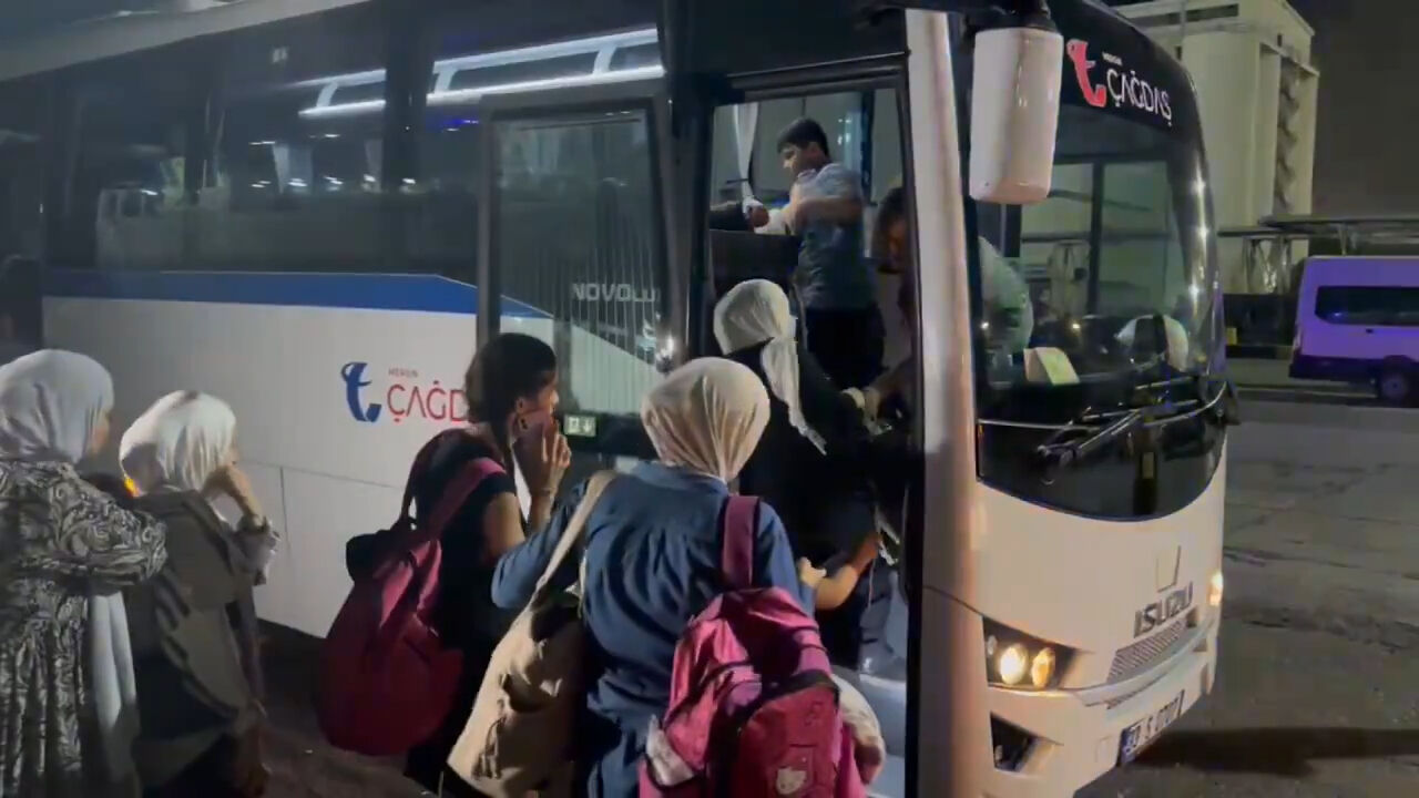 Lübnan'daki Türk vatandaşlarının tahliye operasyonuna ait görüntüler paylaşıldı - 3. Resim