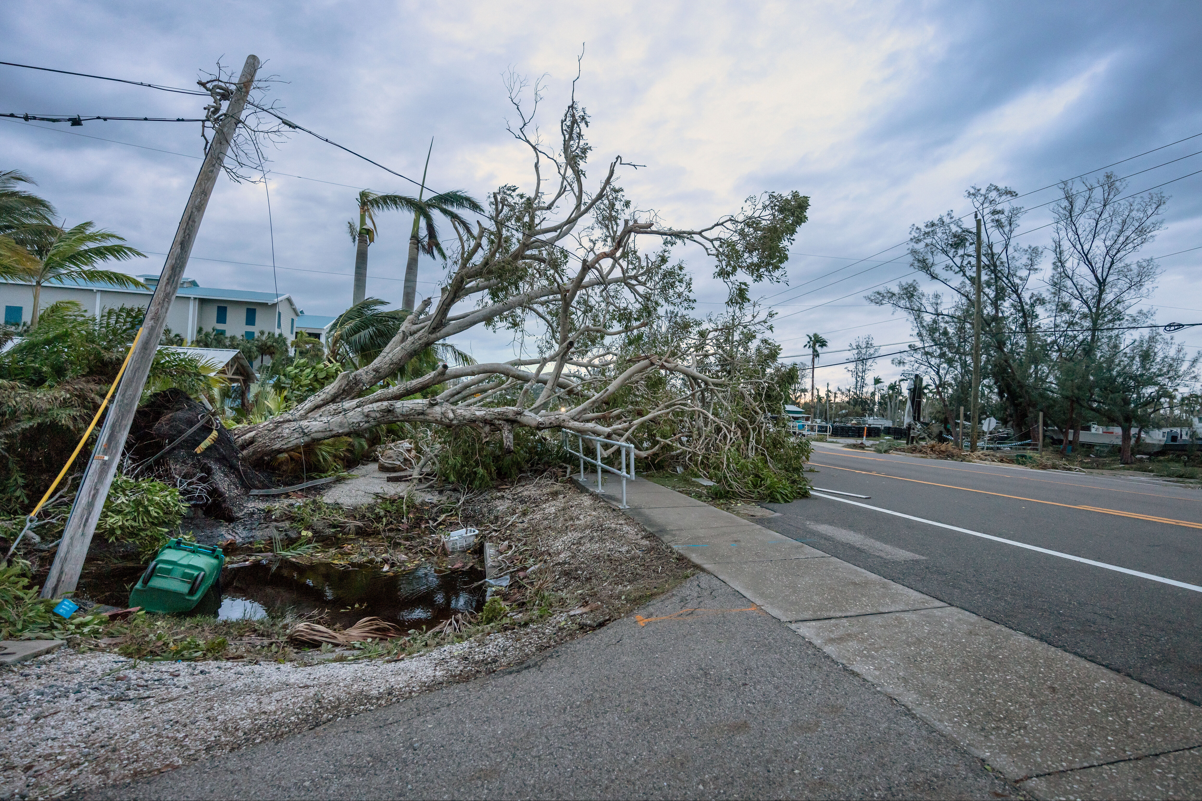 Milton Kasırgası ABD'de karaya çıktı! 10 kişi hayatını kaybetti - 2. Resim