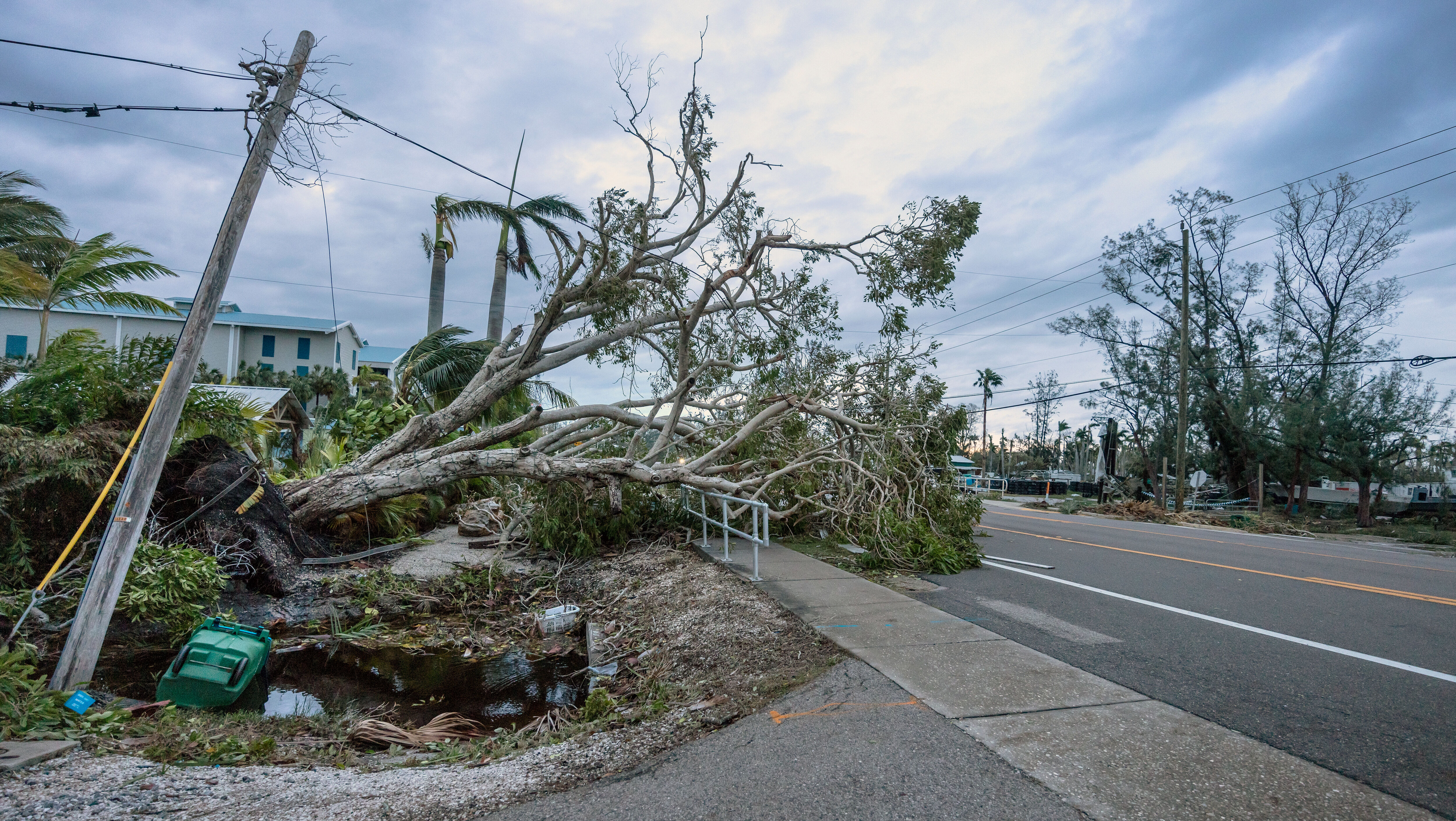 Milton Kasırgası Florida'yı vurdu! Bilanço artıyor, bölge sular altında - 2. Resim