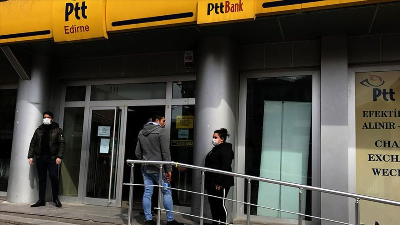 PTT'lerde öğle arası 12.30'da başlıyor PTT'lerde öğle arası 12.30'da başlıyor - 3. Resim