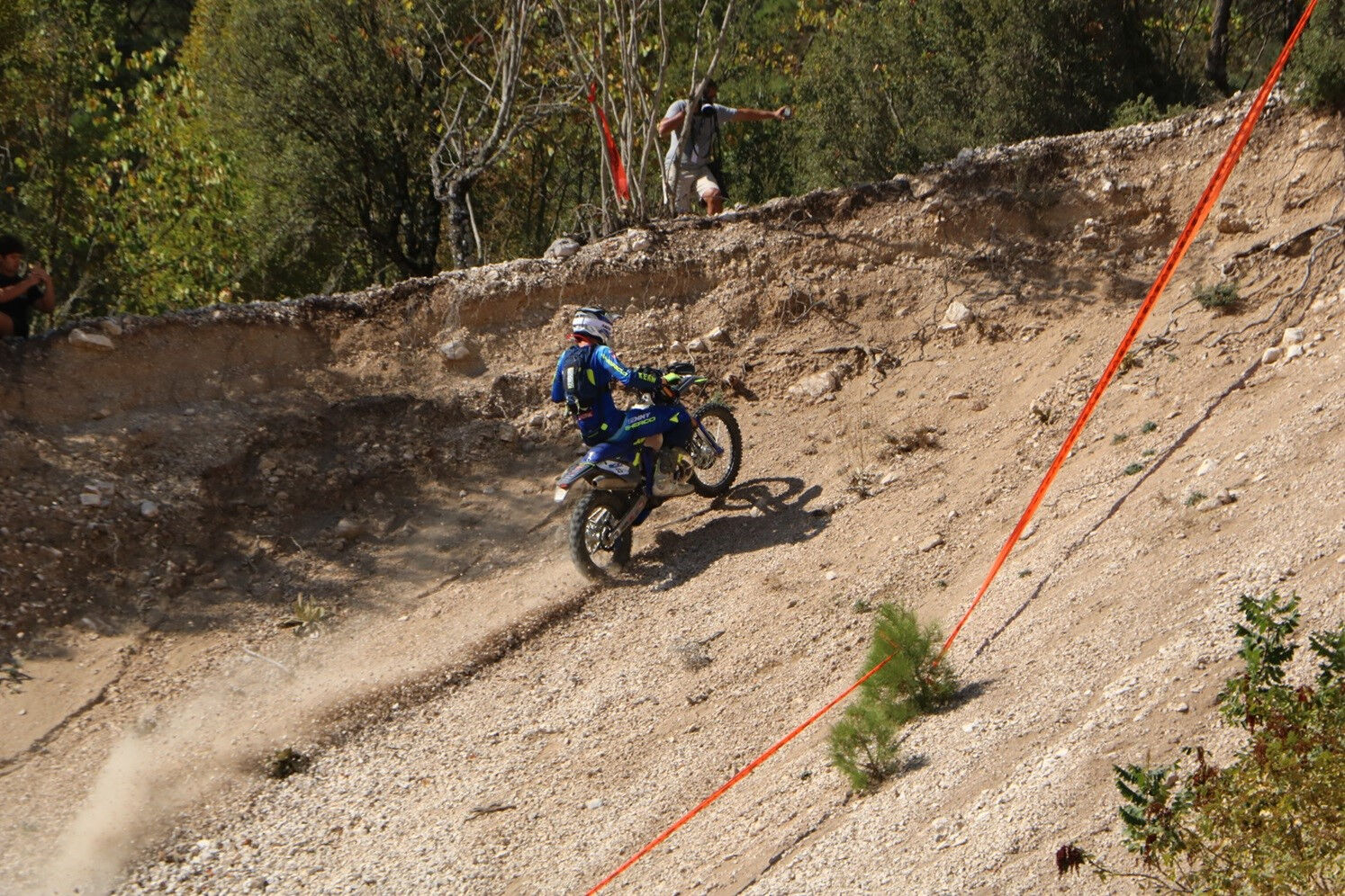 Sea To Sky Enduro Motosiklet Yarışı'nda ikinci gün sona erdi! Orman etabında lider Wade Young - 2. Resim