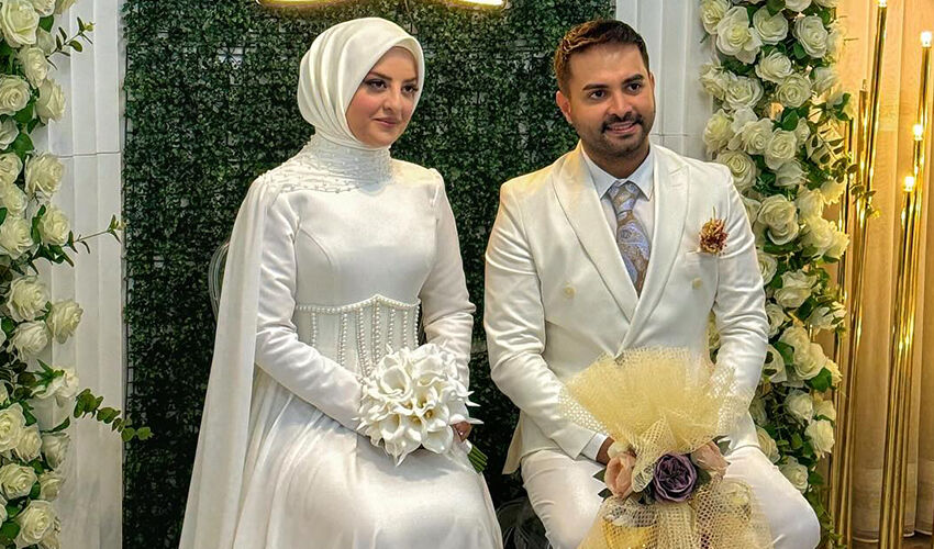 En Hamarat Benim'deki dış ses Kadir Ezildi'nin nişanında ortaya çıktı - 1. Resim