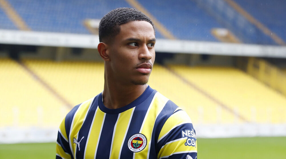 Fenerbahçe, Jayden Oosterwolde'nin bonservisini belirledi! Avrupa devleri peşinde... Fenerbahçe, Jayden Oosterwolde'nin bonservisini belirledi! Avrupa devleri peşinde... - 2. Resim