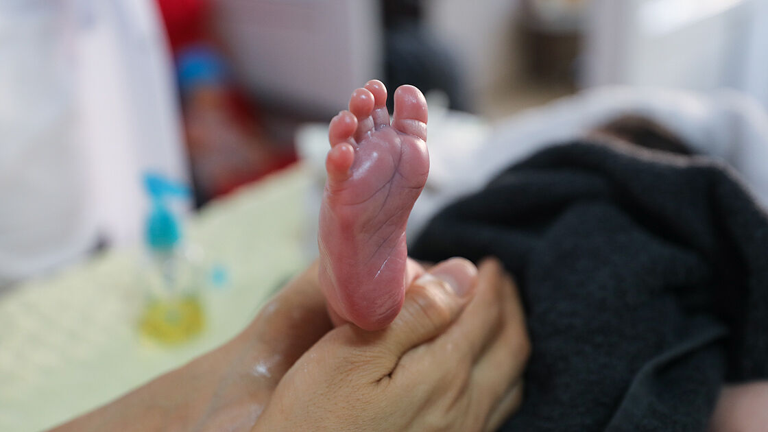 Irak'ta doğan ilk Lübnanlı bebek! Göçmen ailenin yeni üyesinin adı Zehra oldu - 4. Resim