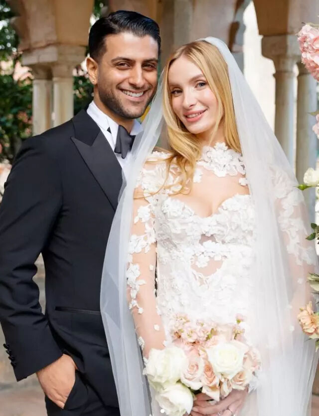 Reynmen ile Emire Cansu Kurtaran evlendi! Gelinliği sosyal medyayı ikiye böldü - 2. Resim