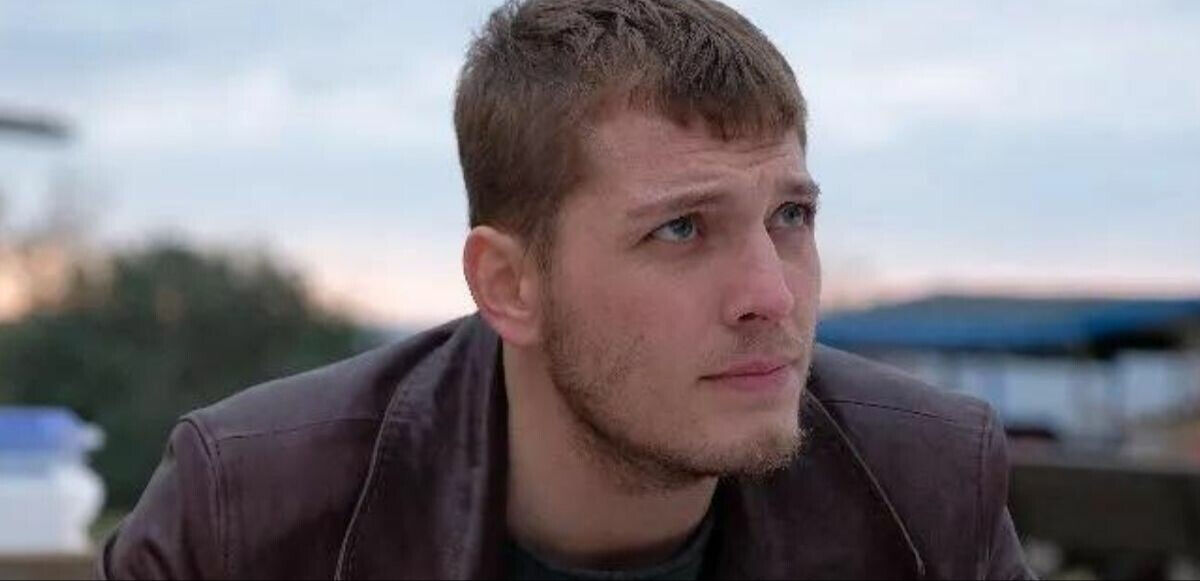 Siyah Kalp Cihan’ı Burak Tozkoparan İstanbul doğumludur  - 2. Resim