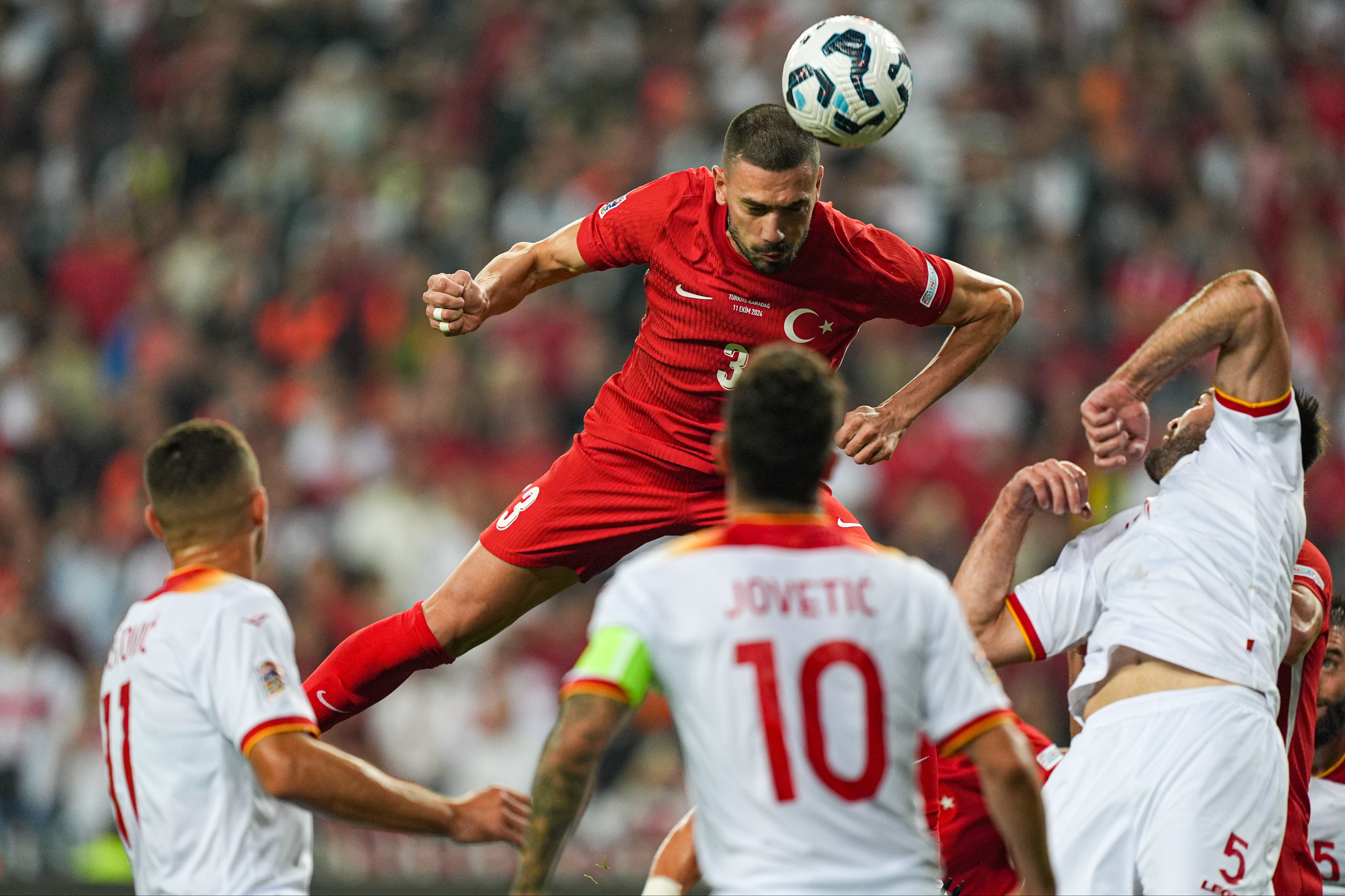 Türkiye'nin Karadağ galibiyetini spor yazarları değerlendirdi!  Türkiye'nin Karadağ galibiyetini spor yazarları değerlendirdi!