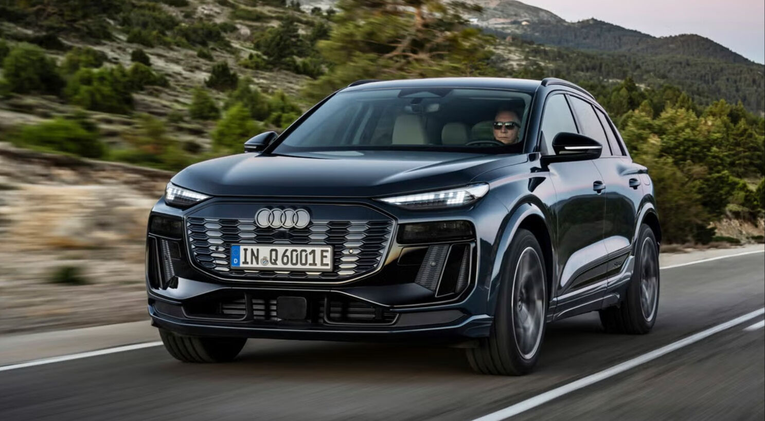 Audi, BMW, Alpine ve daha niceleri! Birbirinden lüks araçlar Paris'te  görücüye çıkıyor | Türkiye Gazetesi