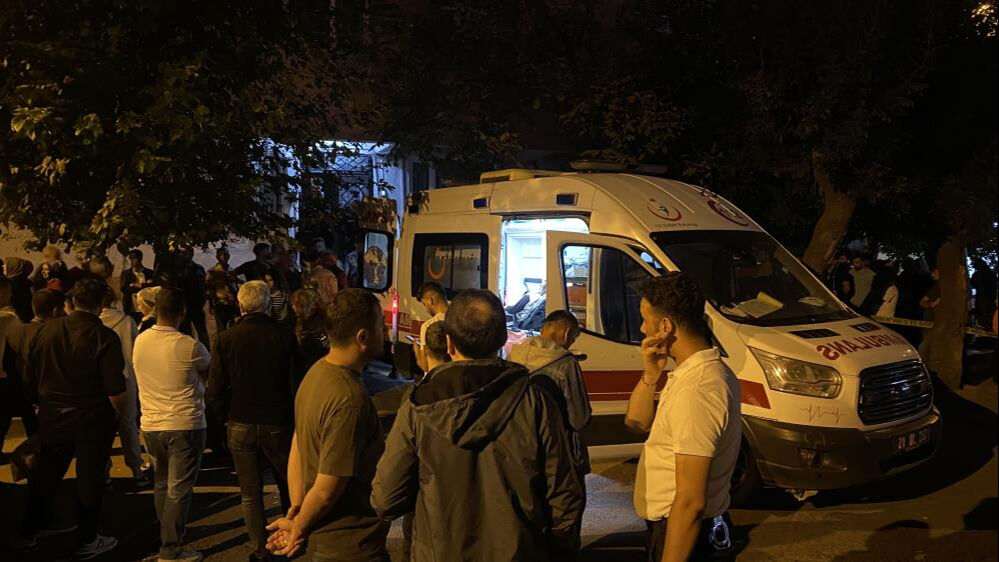 Diyarbakır'da karı-koca tartışması kanlı bitti! Damat ve 4 aylık evli kuzeni hayatını kaybetti Diyarbakır'da karı-koca tartışması kanlı bitti! Damat ve 4 aylık evli kuzeni hayatını kaybetti - 1. Resim