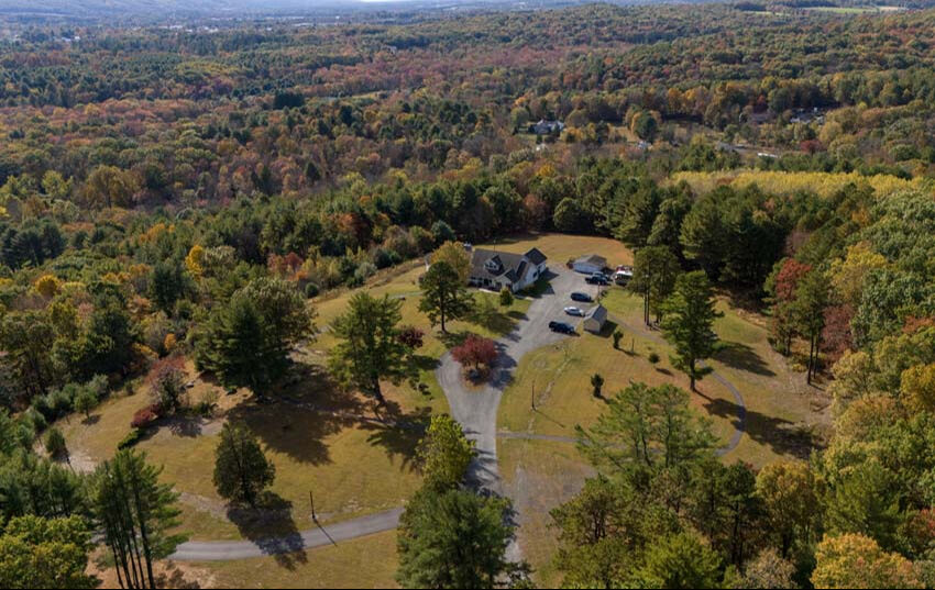 İlk kez görüntülendi! İşte FETÖ lideri Fetullah Gülen'in lüks evi ve arabası - 9. Resim