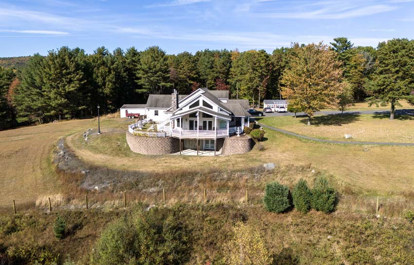 İlk kez görüntülendi! İşte FETÖ lideri Fetullah Gülen'in lüks evi ve arabası - 6. Resim