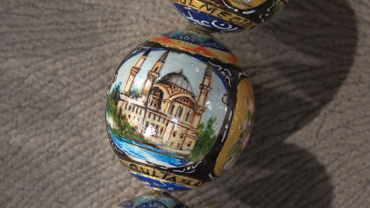 Mikro sanatı tespihle buluşturdu, büyüteçle görülebilen minyatürler üretti - 6. Resim