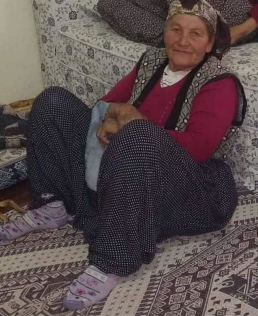 Adana'da vahşet! Annesini bıçaklayıp bastonla boğarak öldürdü - 3. Resim