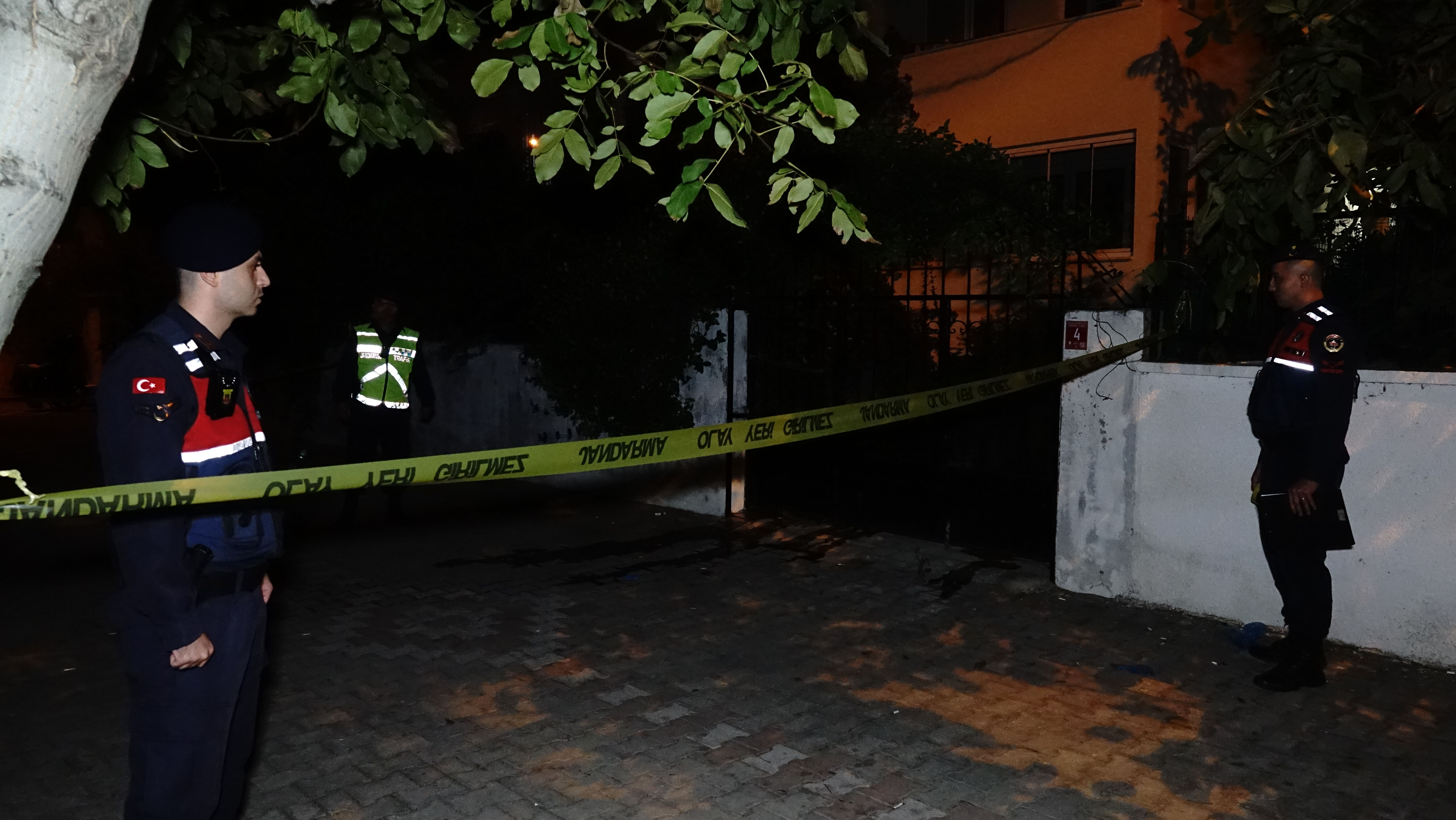 Balıkesir’de dehşet evi! Damat ortalığı kana buladı, ölü ve yaralılar var - 1. Resim