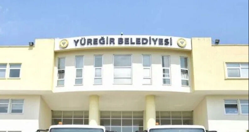 Cumhurbaşkanı Erdoğan'ın fotoğrafı poşetle çöpe atılmıştı! Yüreğir Belediyesi soruşturma başlattı - 2. Resim