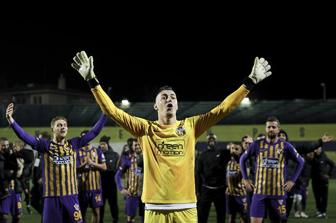 Galatasaray'da Fernando Muslera'nın yerine 3 aday! Biri Fenerbahçe'nin eski kalecisi - 6. Resim