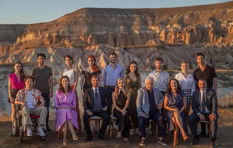 Halil Ergün, Güzel Aşklar Diyarı dizisinde Hakim karakterini oynuyor  Halil Ergün, Güzel Aşklar Diyarı dizisinde Hakim karakterini oynuyor  - 3. Resim