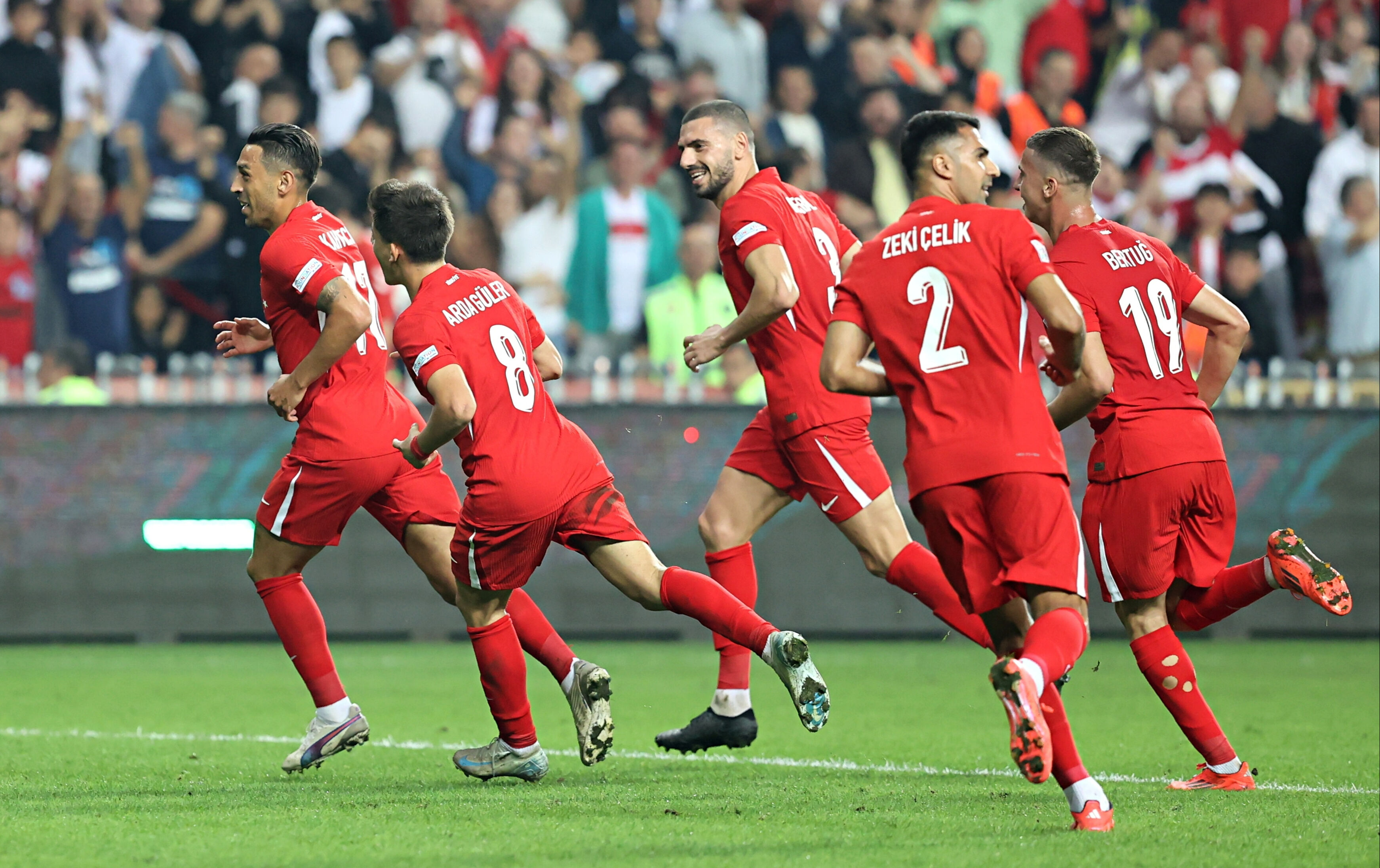 İzlanda-Türkiye maçı ertelenecek mi? Gözler UEFA'nın kararında - 3. Resim