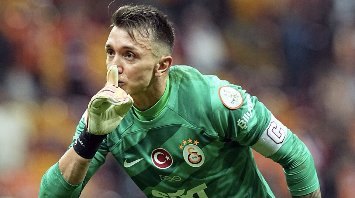 Galatasaray Muslera'nın alternatifini Hollanda'da buldu! Madrid alamamıştı, Walter Benitez Aslan oluyor - 1. Resim