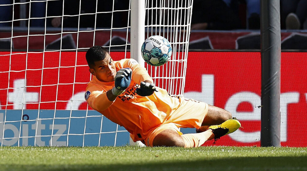Galatasaray Muslera'nın alternatifini Hollanda'da buldu! Madrid alamamıştı, Walter Benitez Aslan oluyor - 5. Resim