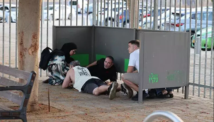 Hizbullah ve İran'ın saldırıları korku saldı! İsrailliler sığınaklara kaçtı - 6. Resim