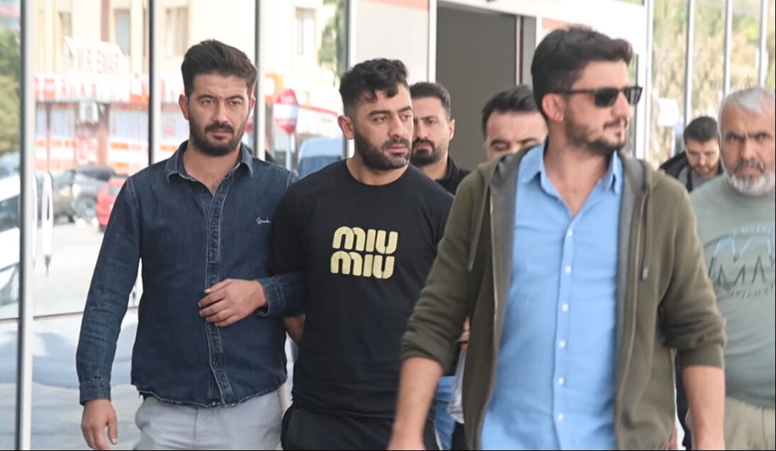 Konya'da yakalanan cezaevi firarisi Galip D. gazetecilerden özel istekte bulundu - 3. Resim