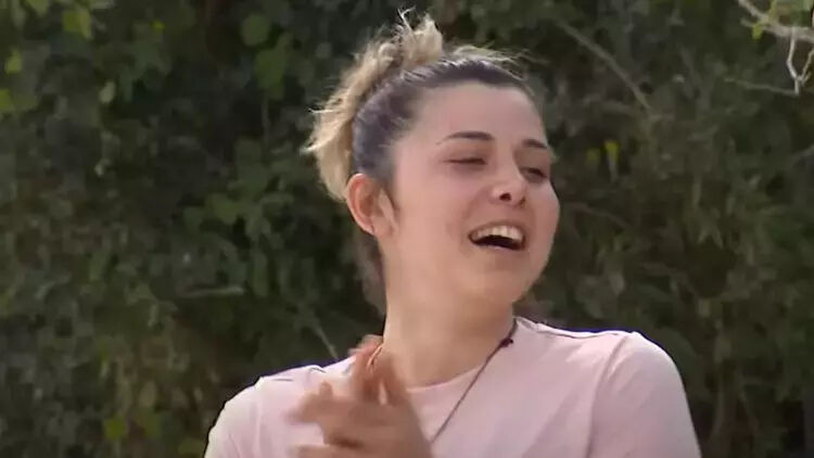 Nefise Karatay Survivor'a katılacak mı? Açıklama geldi Nefise Karatay Survivor'a katılacak mı? Açıklama geldi - 2. Resim